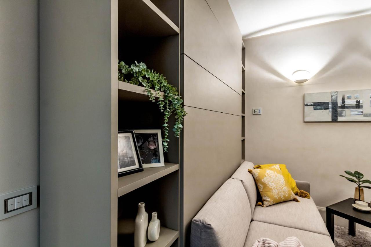 Joivy Elegant Studio For 2 Near Duomo Di Milan 아파트 외부 사진