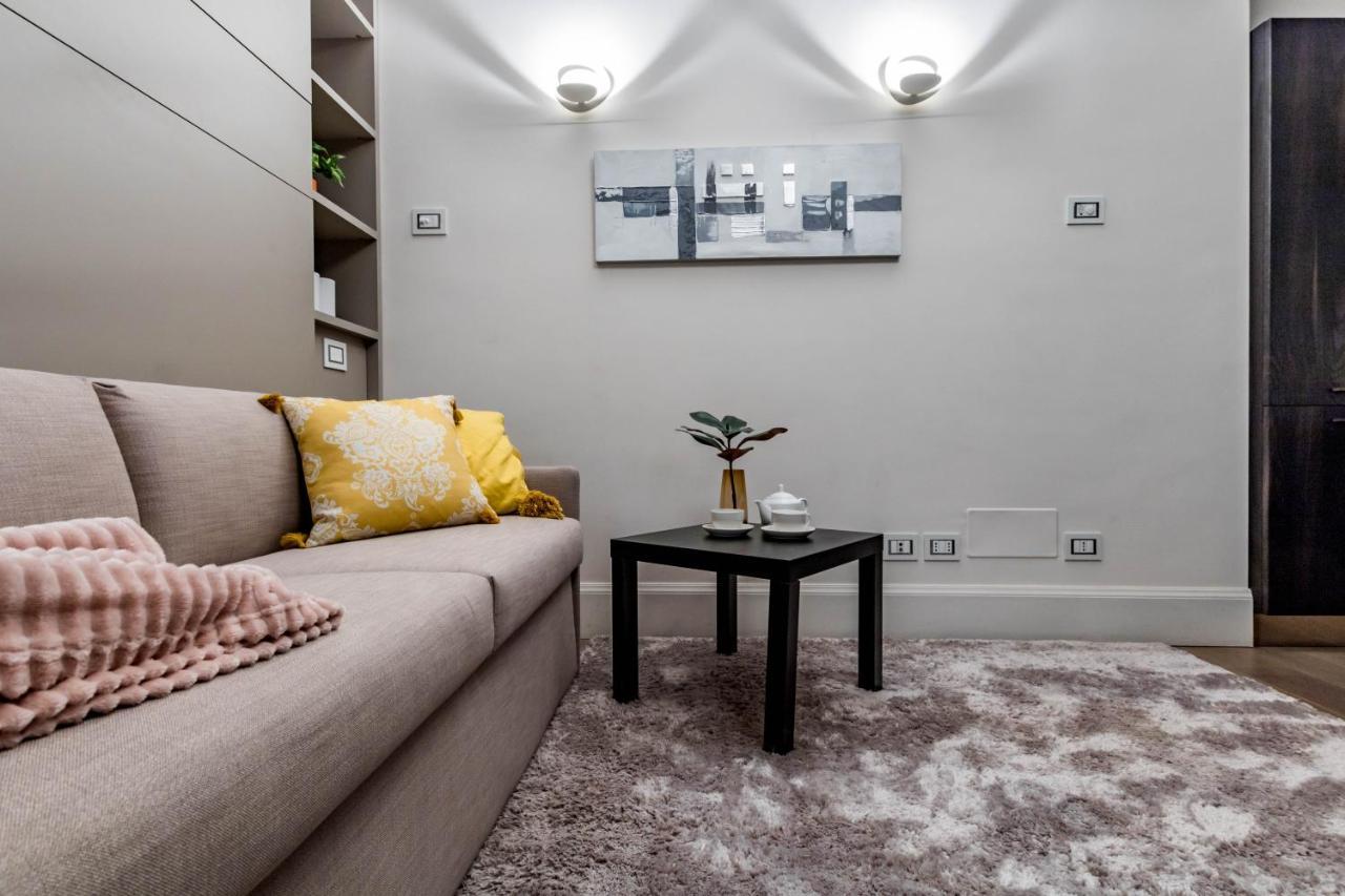 Joivy Elegant Studio For 2 Near Duomo Di Milan 아파트 외부 사진