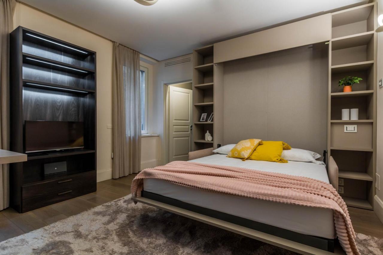 Joivy Elegant Studio For 2 Near Duomo Di Milan 아파트 외부 사진